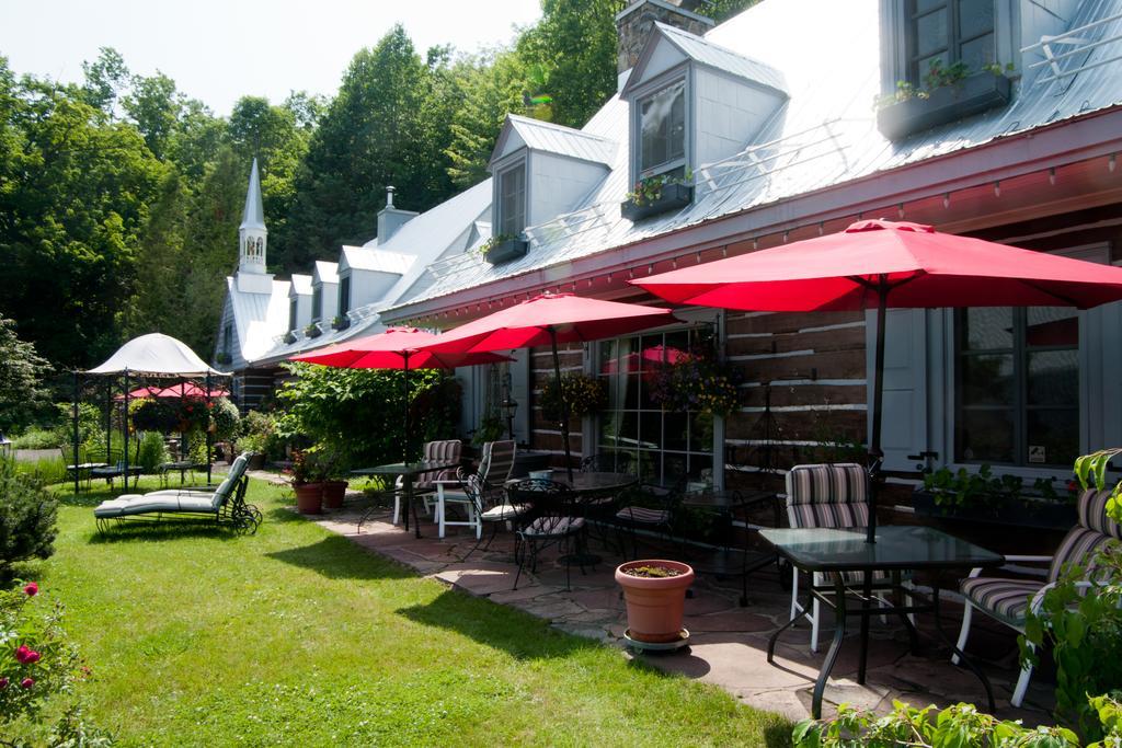 Le Petit Clocher Gite Touristique B & B サン・ソヴェ－ル・デ・モン エクステリア 写真