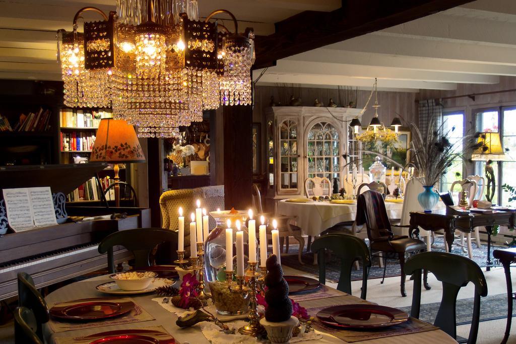 Le Petit Clocher Gite Touristique B & B サン・ソヴェ－ル・デ・モン エクステリア 写真